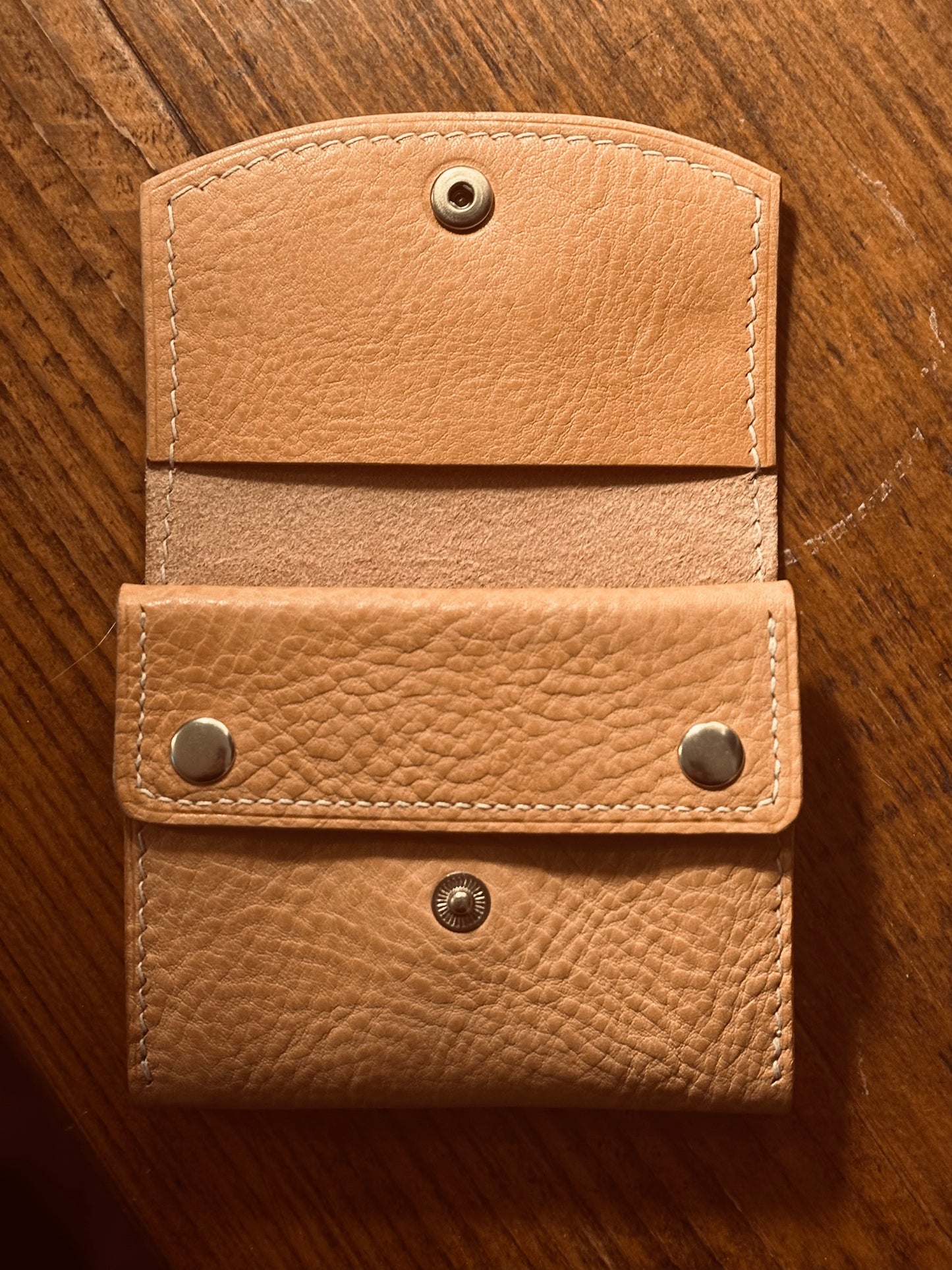 Pia compact wallet