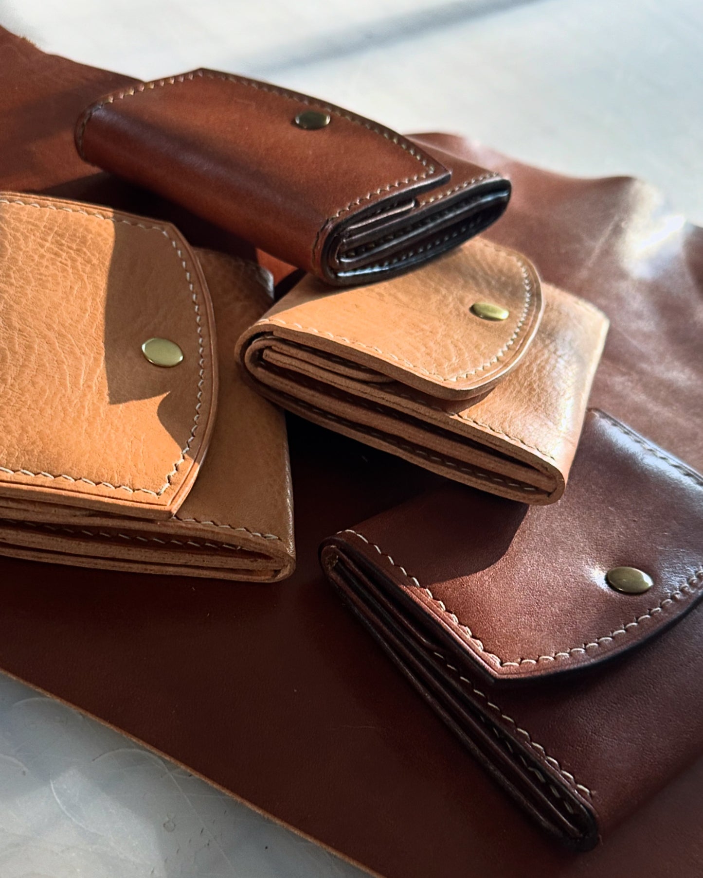 Pia compact wallet