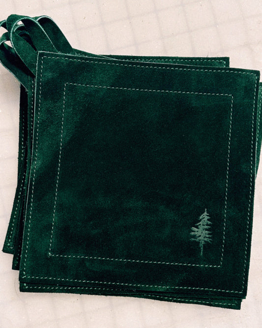 Suede trivet