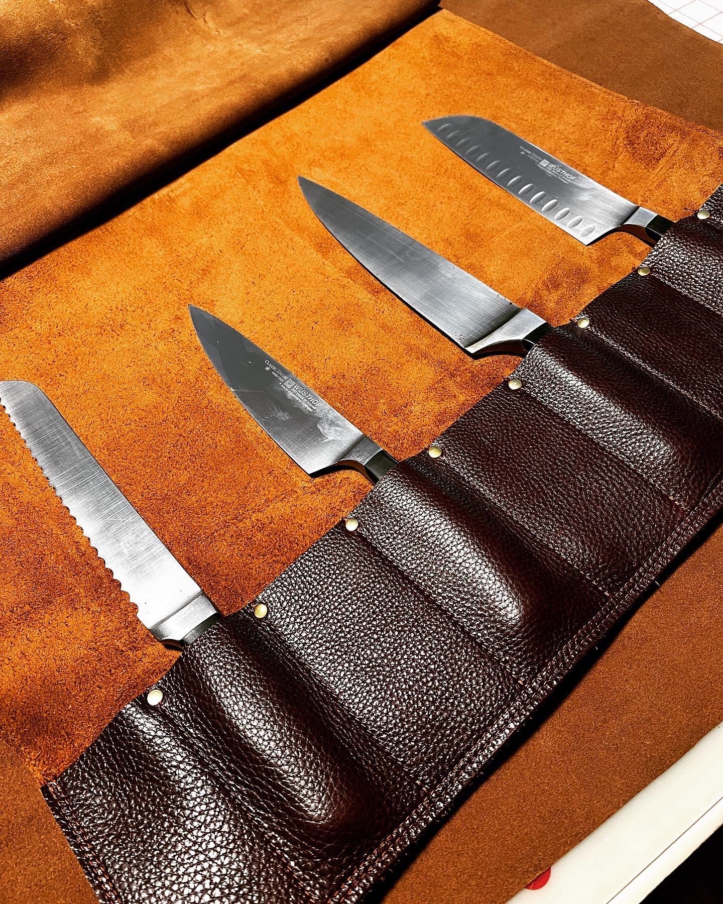 Minimalist Knife Roll