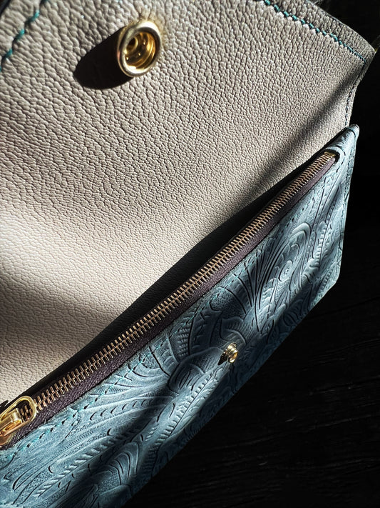 Valise Clutch