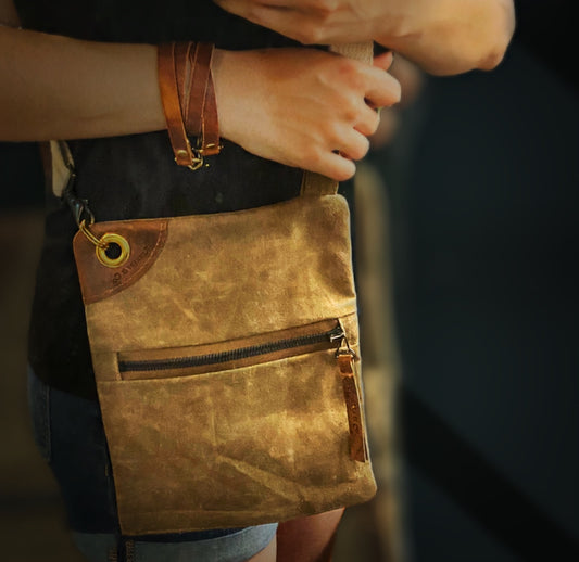 Waxed canvas Pocket Bag