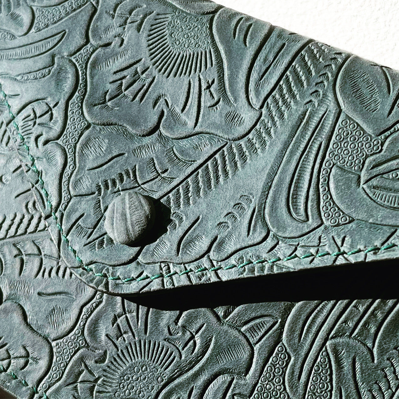 Valise Clutch